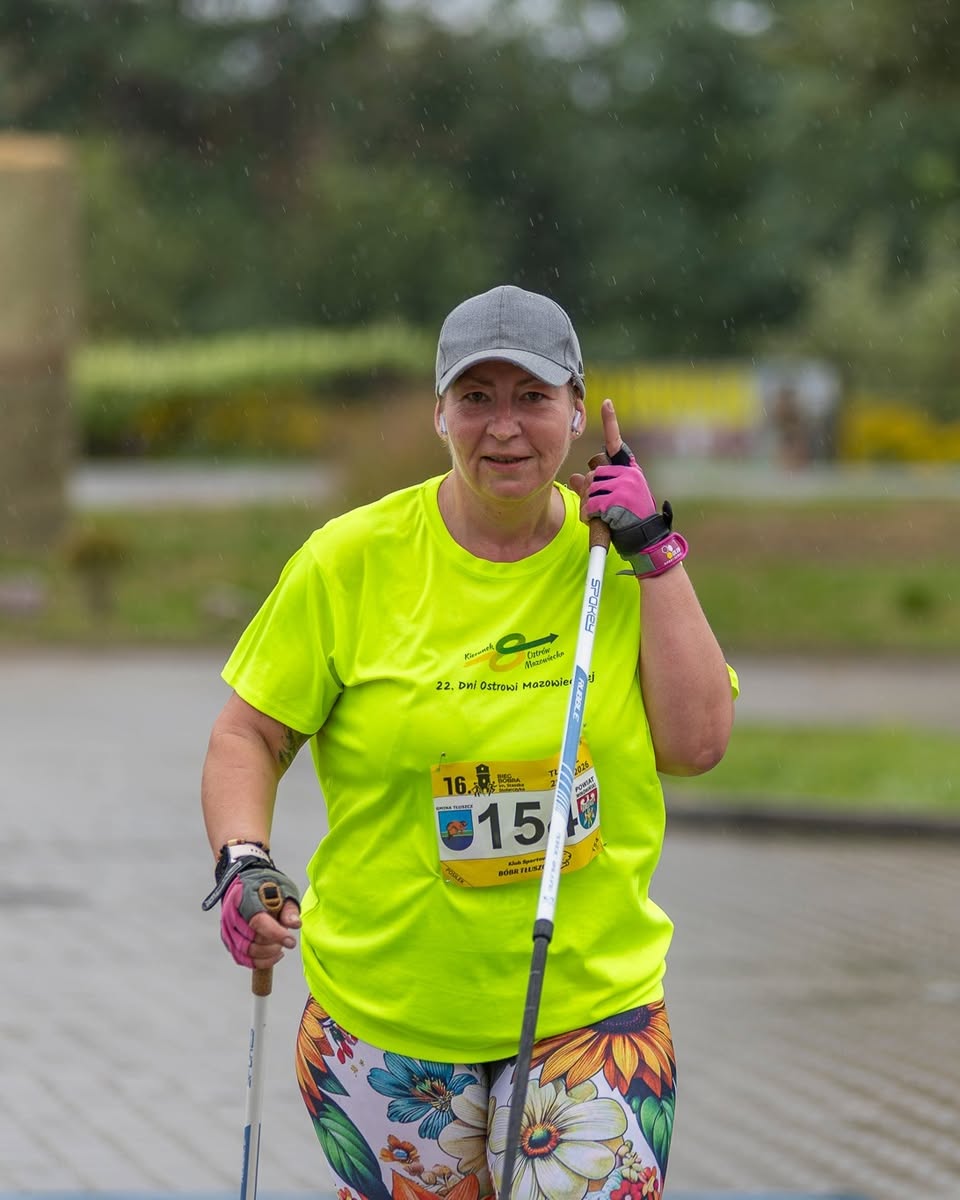 Asiek na trasie Nordic Walking podczas 16. Biegu Bobra